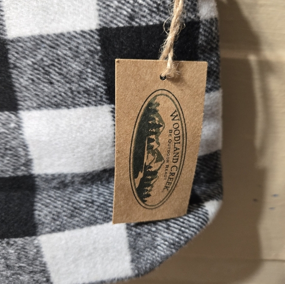 Woodland Creek Buffalo Plaid Black & White Crossbody Adjustable Strap Purse NWT - Picture 6 of 7